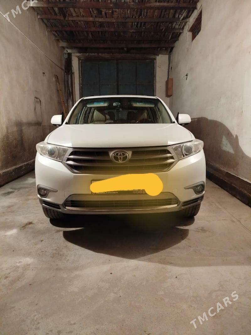 Toyota Highlander 2013 - 340 000 TMT - Дашогуз - img 3