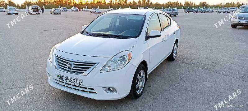 Nissan Versa 2012 - 120 000 TMT - Дашогуз - img 4
