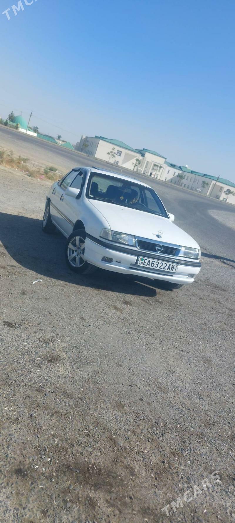 Opel Vectra 1992 - 48 000 TMT - Бахарден - img 3