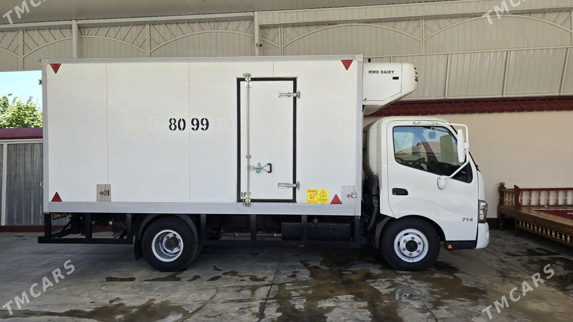 Mitsubishi Canter 2020 - 550 000 TMT - Ýolöten - img 5