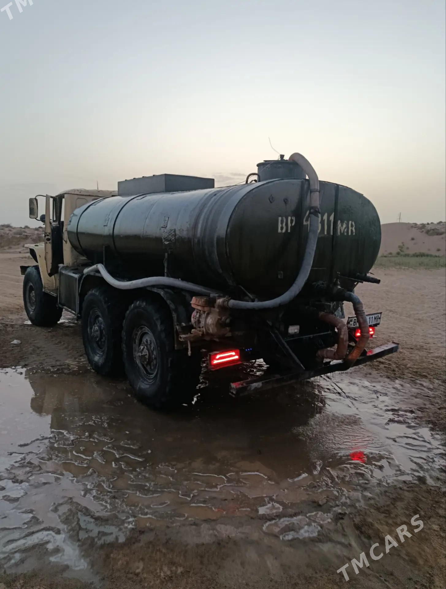 Ural 4320 1990 - 130 000 TMT - Murgap - img 2