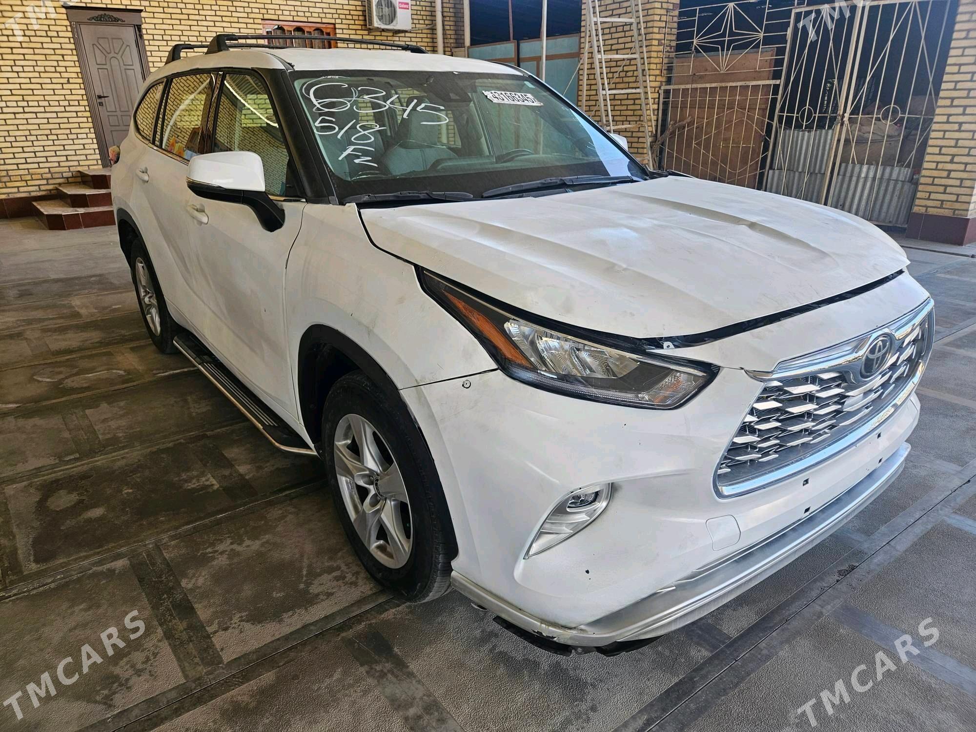 Toyota Highlander 2022 - 465 000 TMT - Мары - img 5