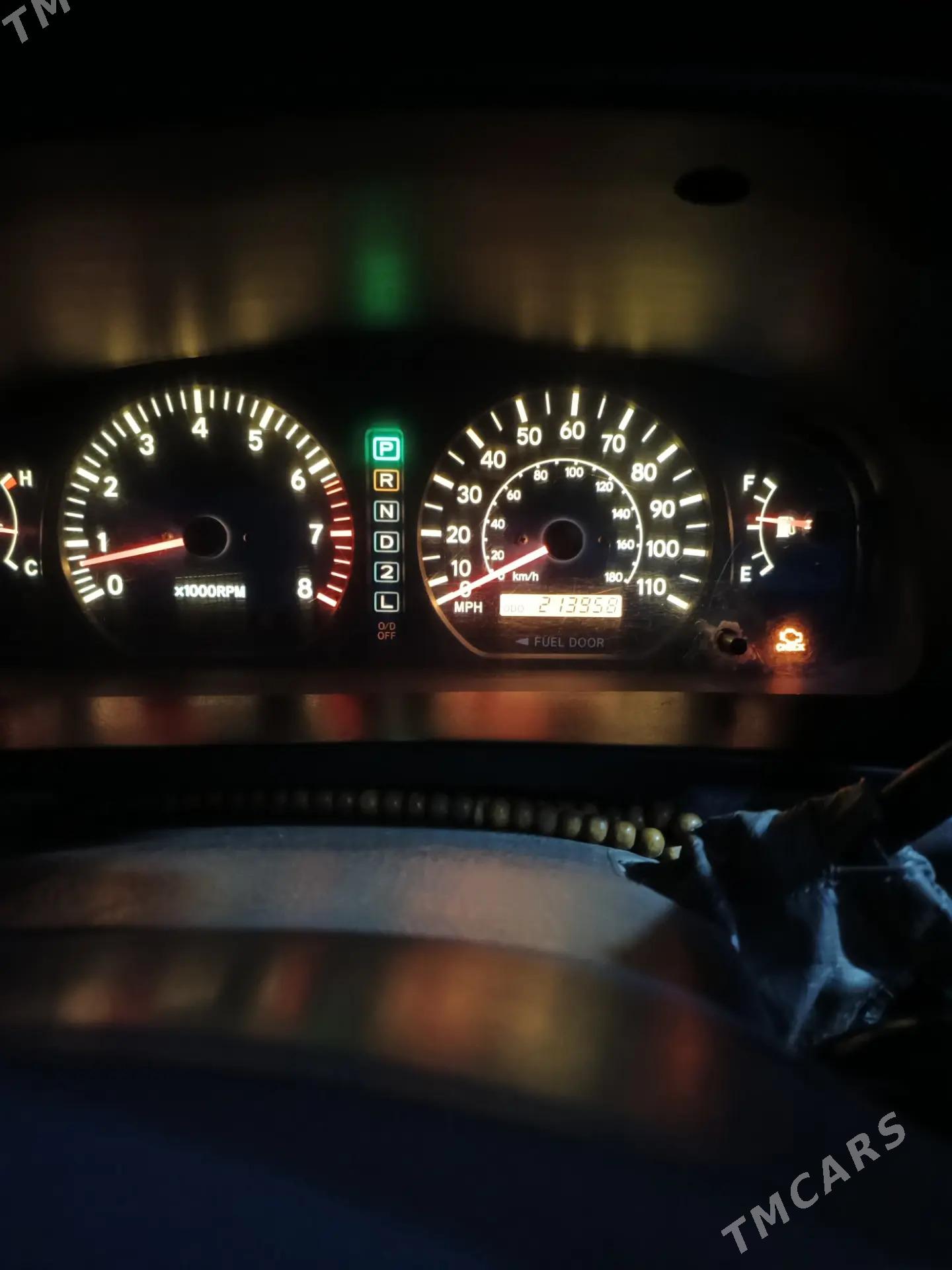 Toyota Sienna 2002 - 185 000 TMT - Байрамали - img 6