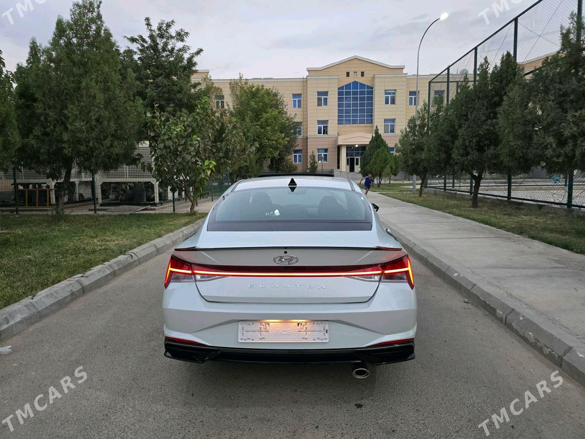 Hyundai Elantra 2021 - 258 000 TMT - Aşgabat - img 11