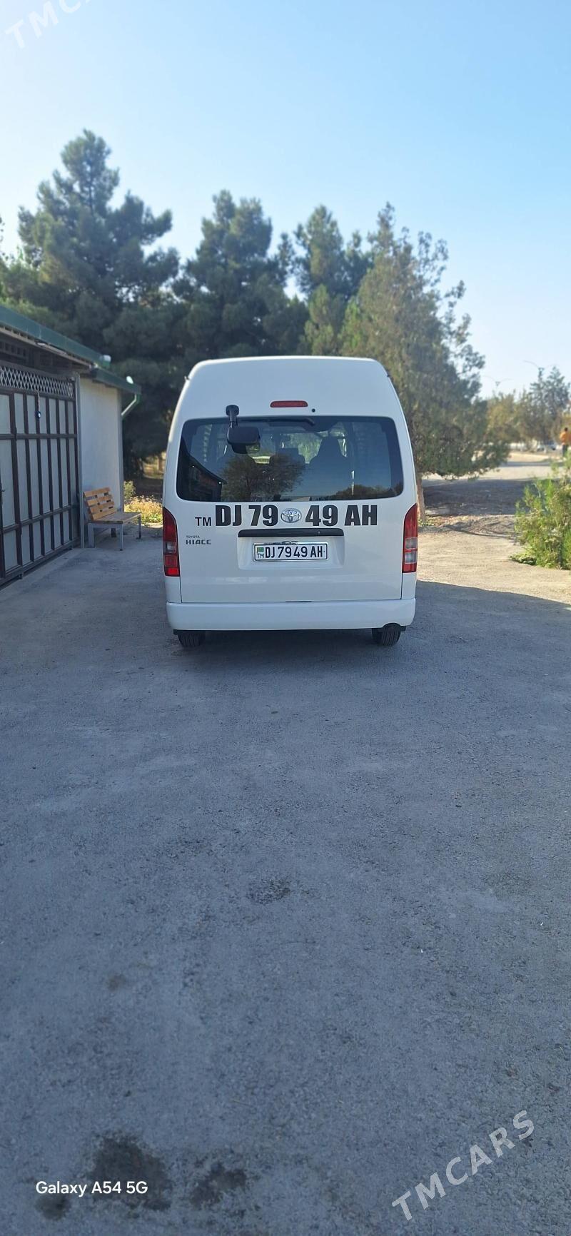 Toyota Hiace 2023 - 500 000 TMT - Гёкдепе - img 3