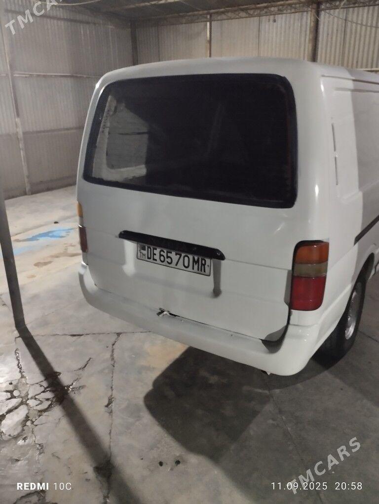 Toyota Hiace 1995 - 80 000 TMT - Мары - img 5