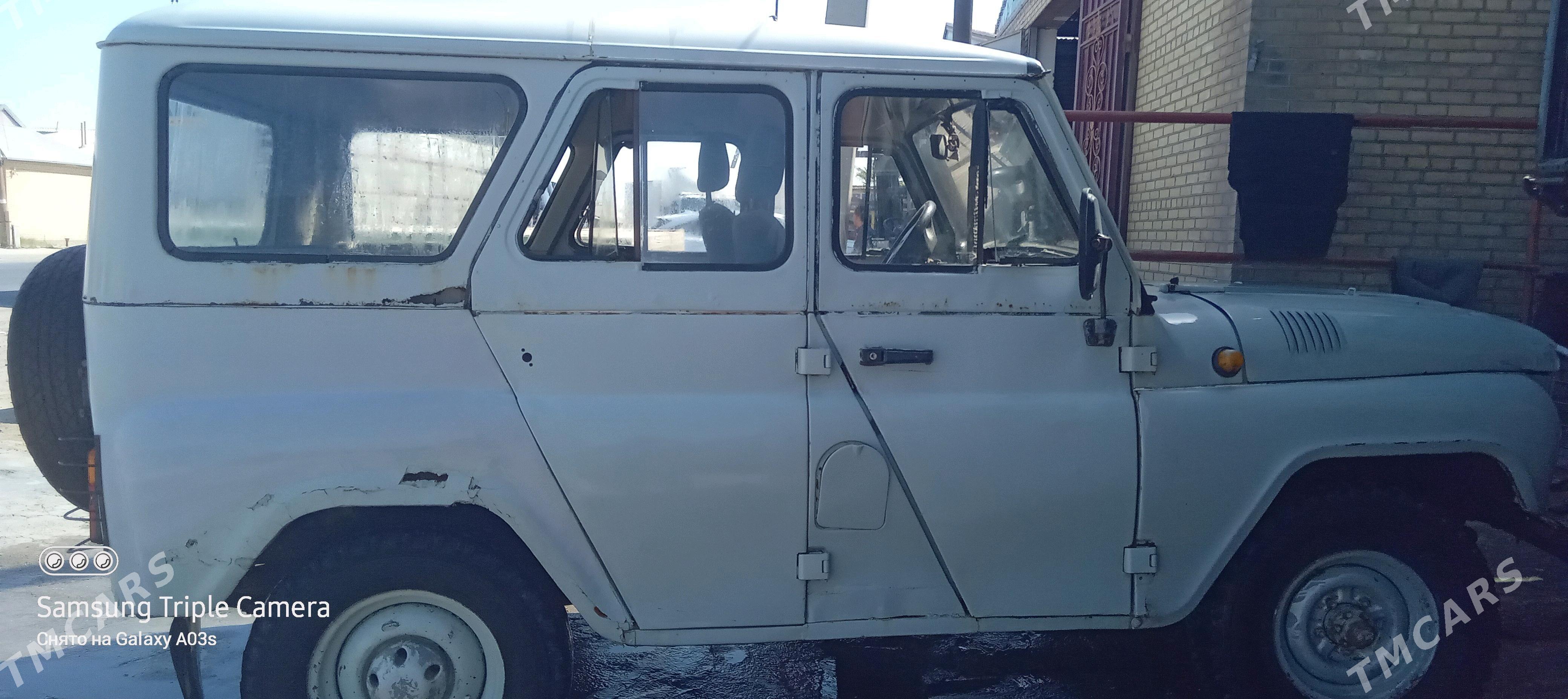 UAZ 469 1999 - 22 000 TMT - Мары - img 3