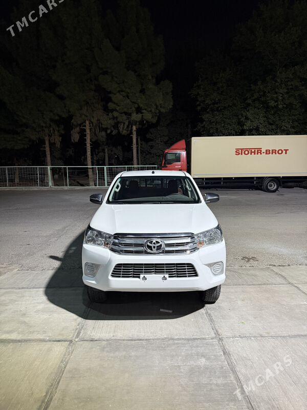 Toyota Hilux 2021 - 468 000 TMT - Aşgabat - img 7