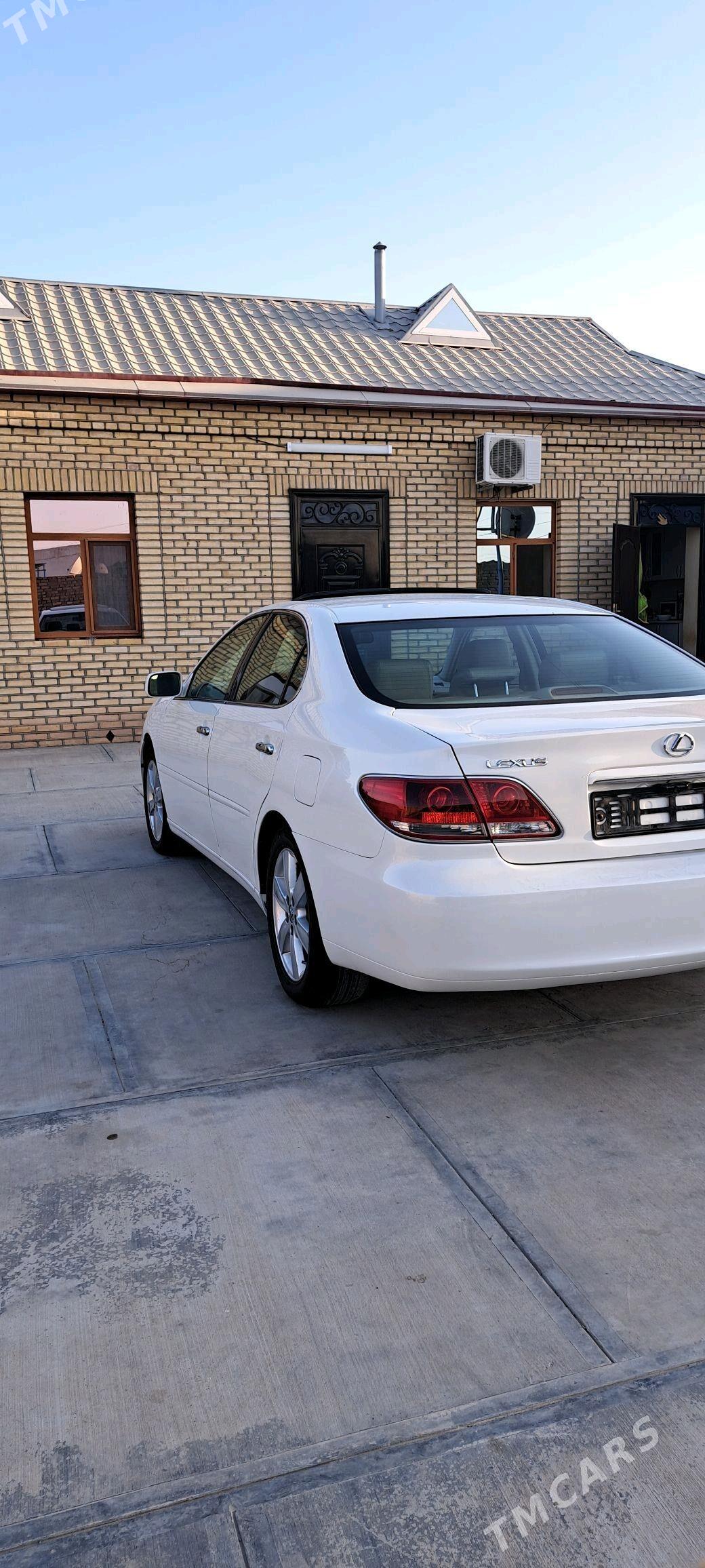 Lexus ES 330 2003 - 200 000 TMT - Кака - img 4