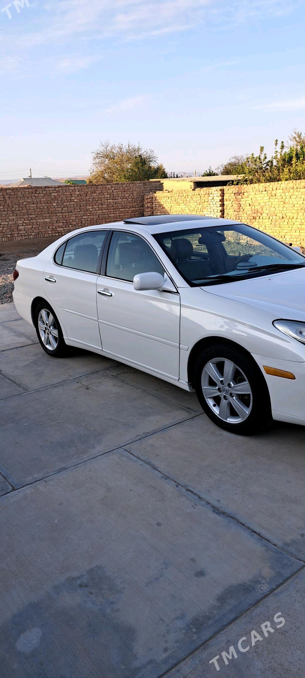 Lexus ES 330 2003 - 200 000 TMT - Кака - img 2