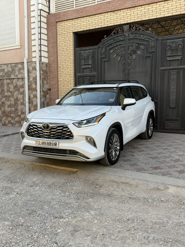 Toyota Highlander 2021 - 610 000 TMT - Baýramaly - img 10