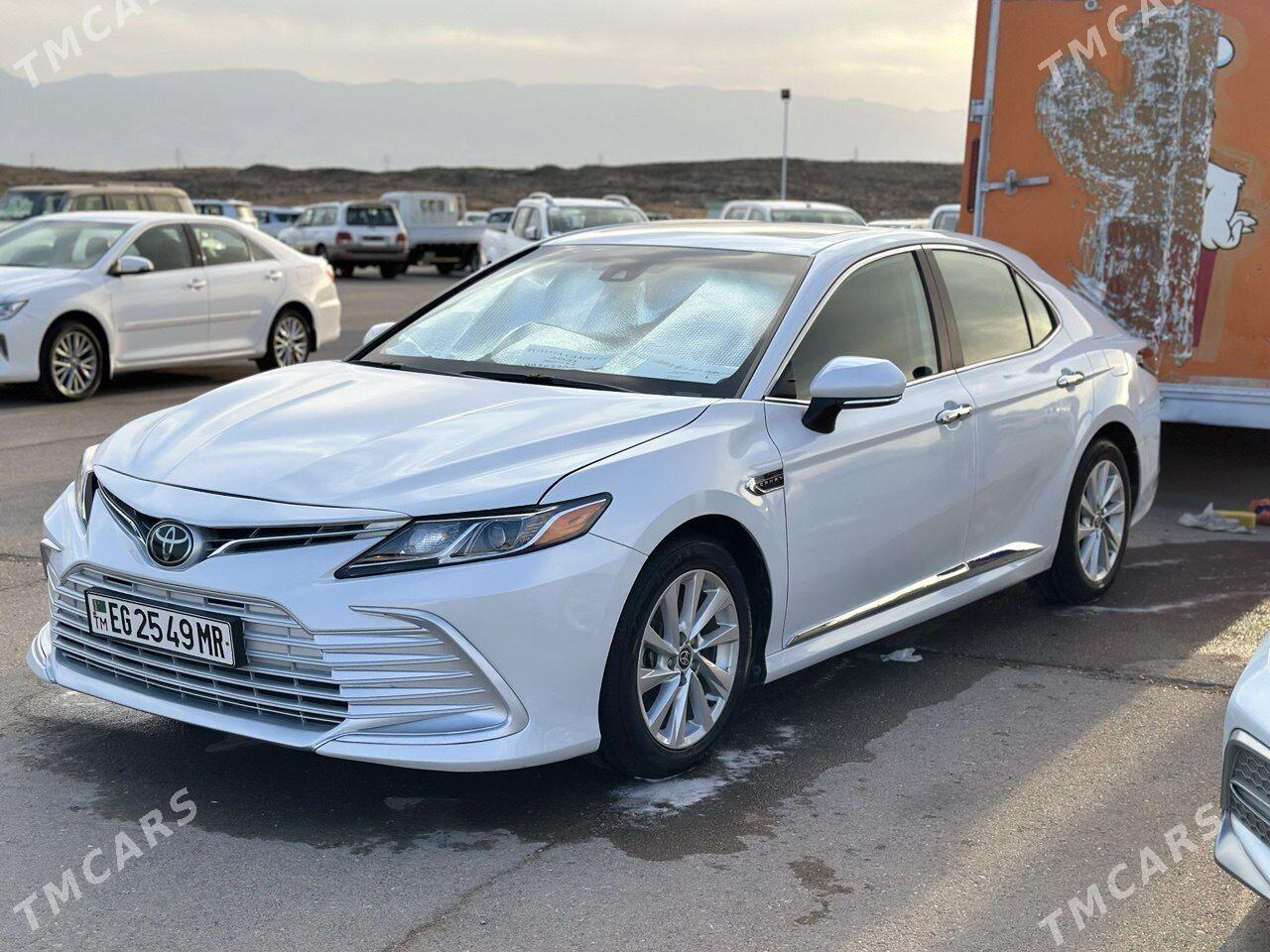 Toyota Camry 2021 - 305 000 TMT - Aşgabat - img 4