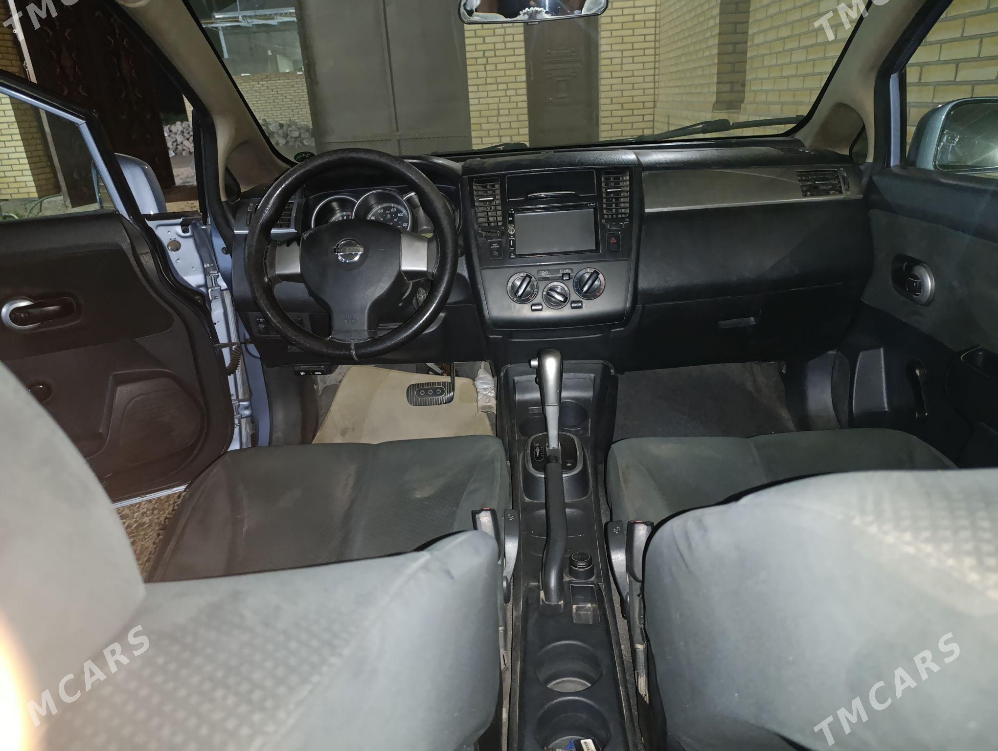 Nissan Versa 2011 - 120 000 TMT - Мары - img 3