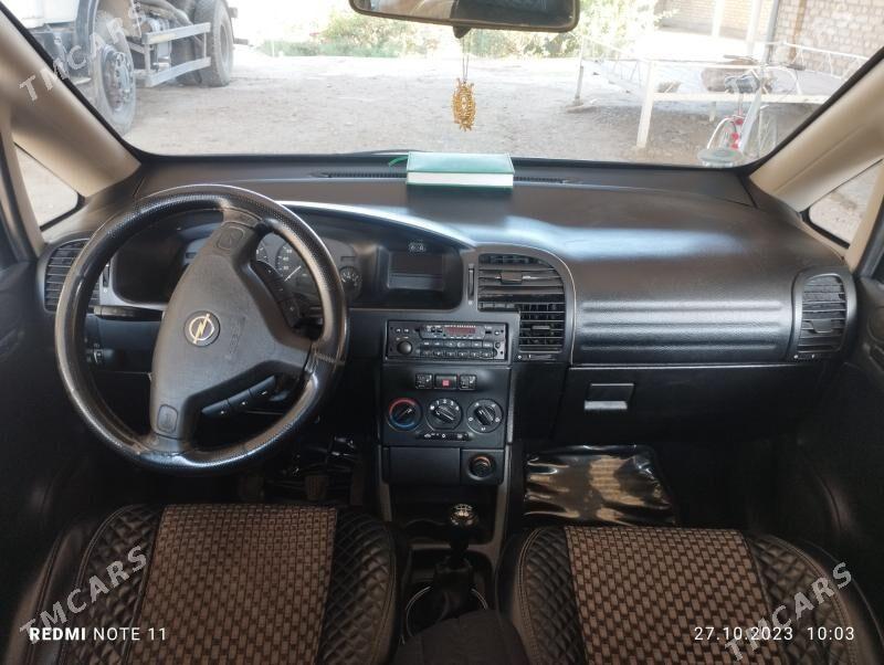 Opel Zafira 2002 - 92 000 TMT - Мургап - img 7