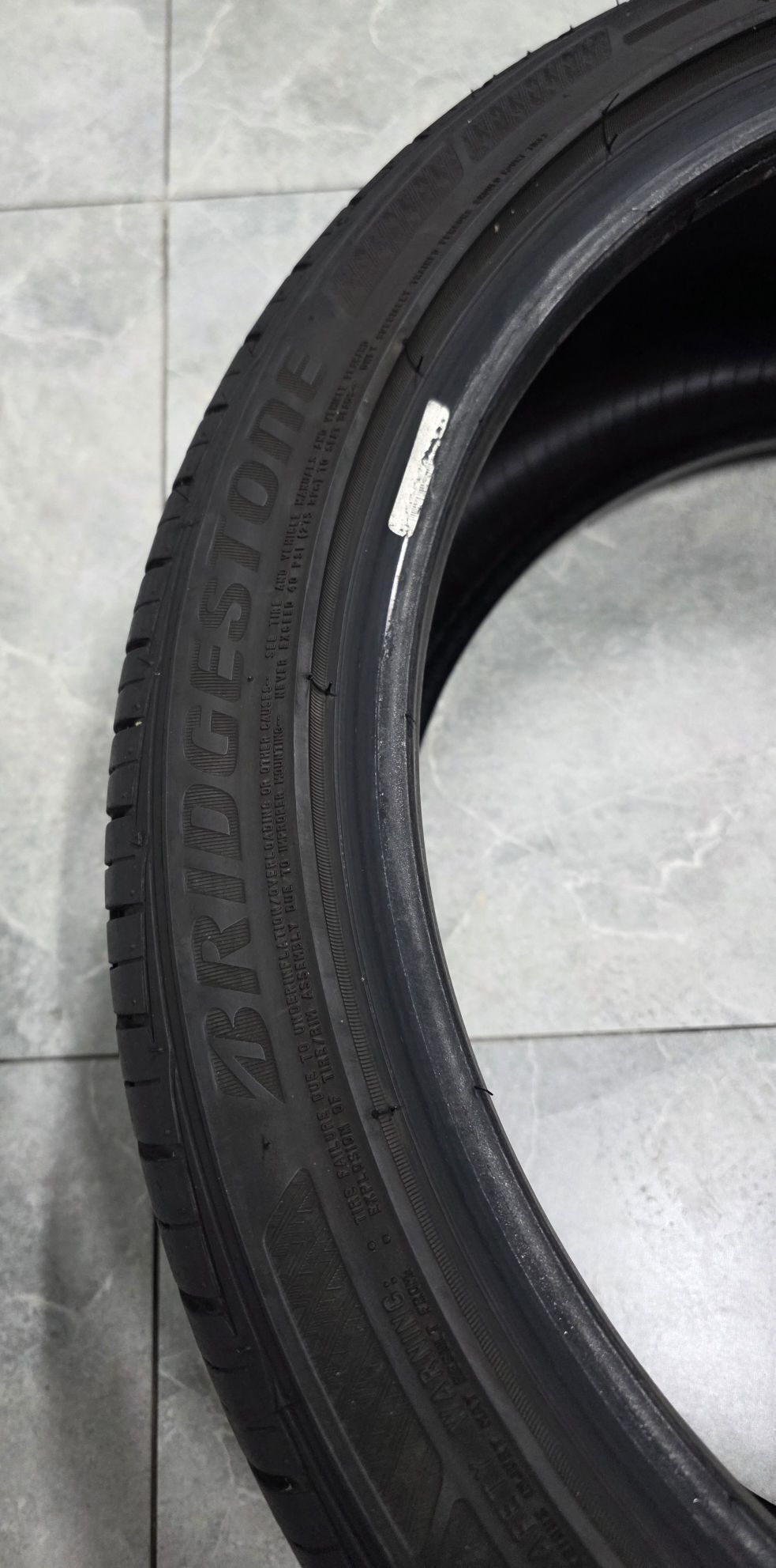 235 40 19 Bridgestone  1 stuk 500 TMT - Мары - img 6