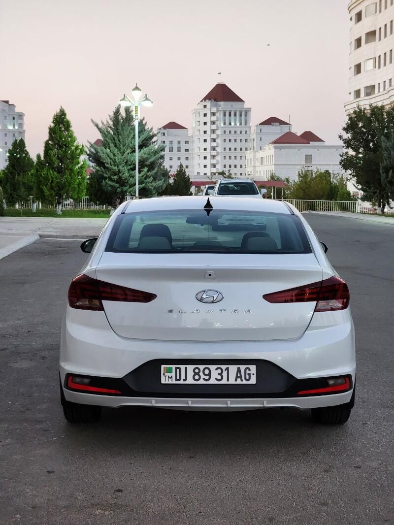 Hyundai Elantra 2020 - 205 000 TMT - Ашхабад - img 3