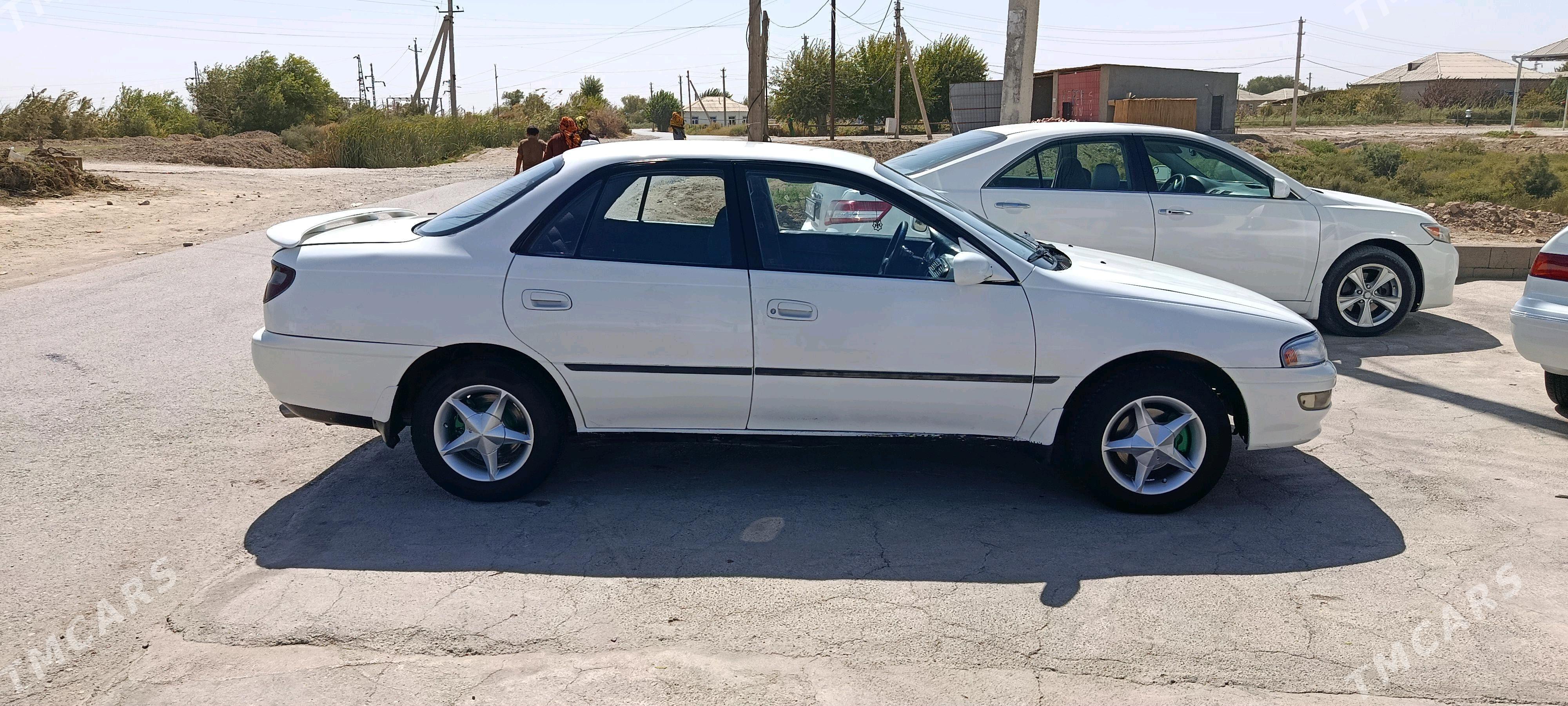 Toyota Carina 1993 - 50 000 TMT - Мары - img 4