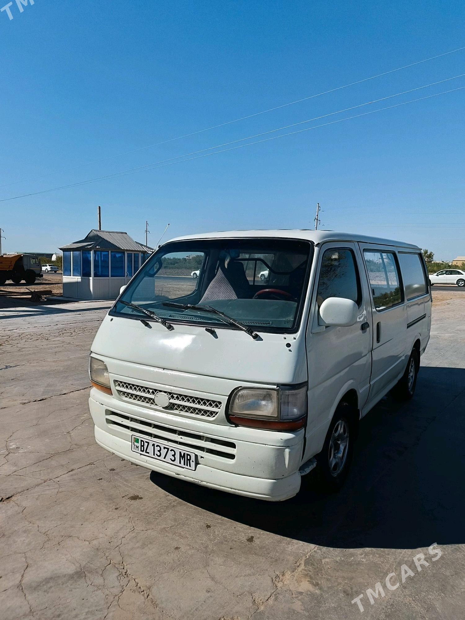 Toyota Hiace 1996 - 75 000 TMT - Сакарчага - img 4