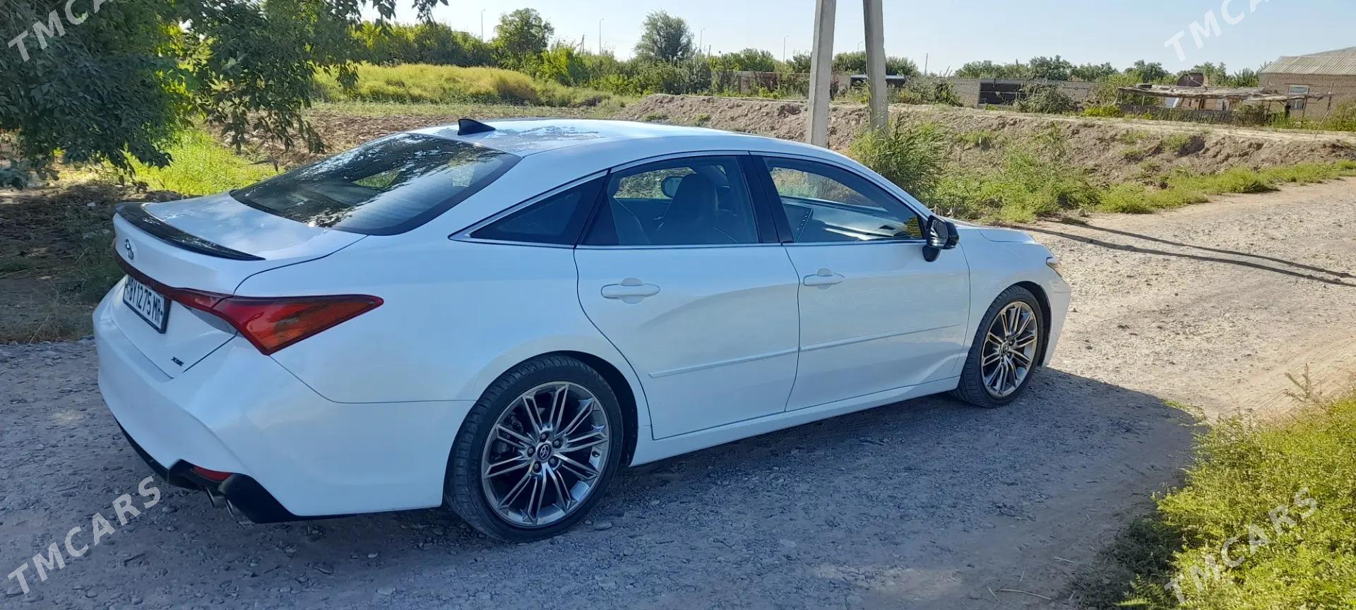 Toyota Avalon 2019 - 440 000 TMT - Мары - img 8