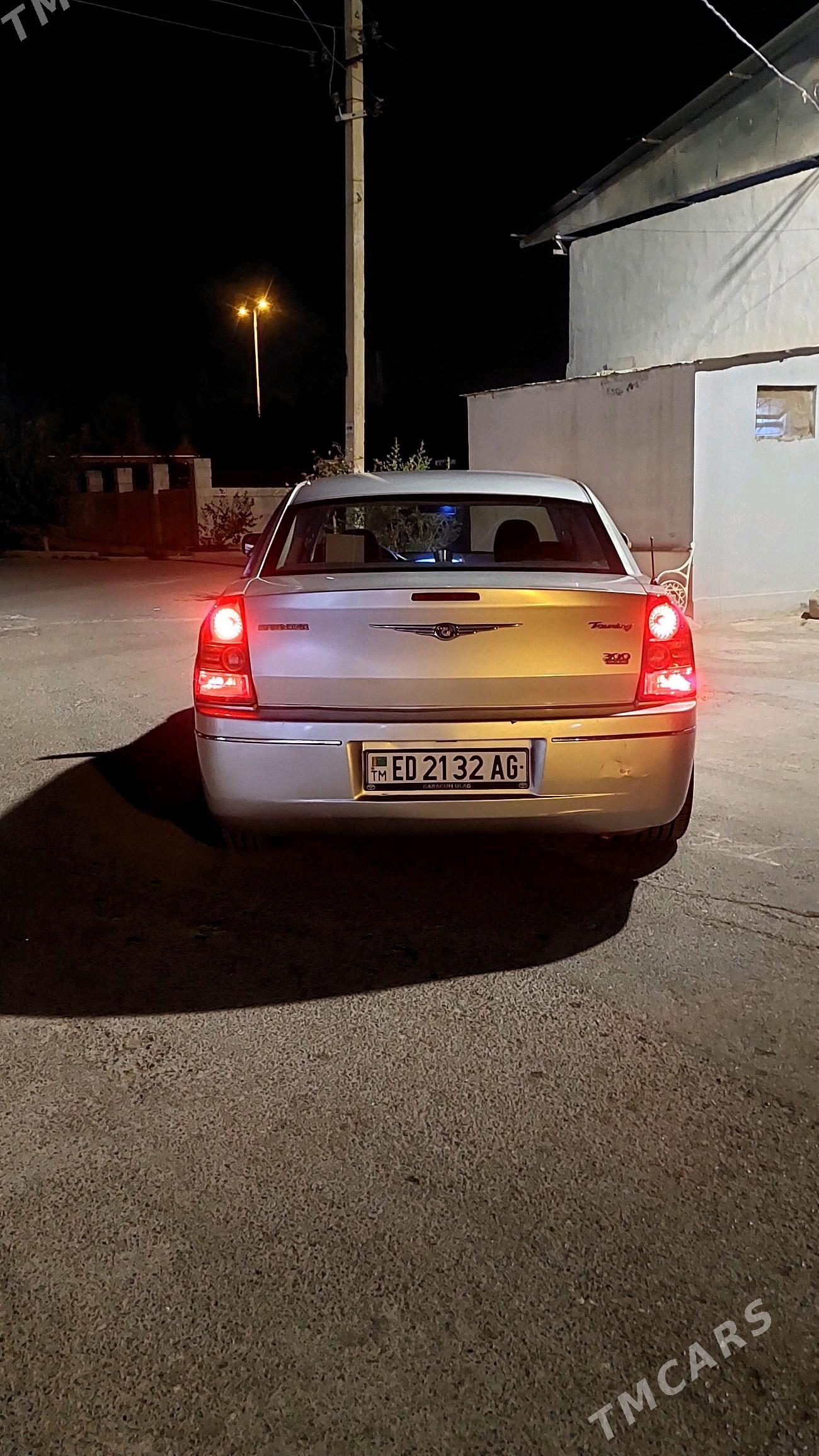Chrysler 300C 2009 - 106 000 TMT - 4 mkr - img 3