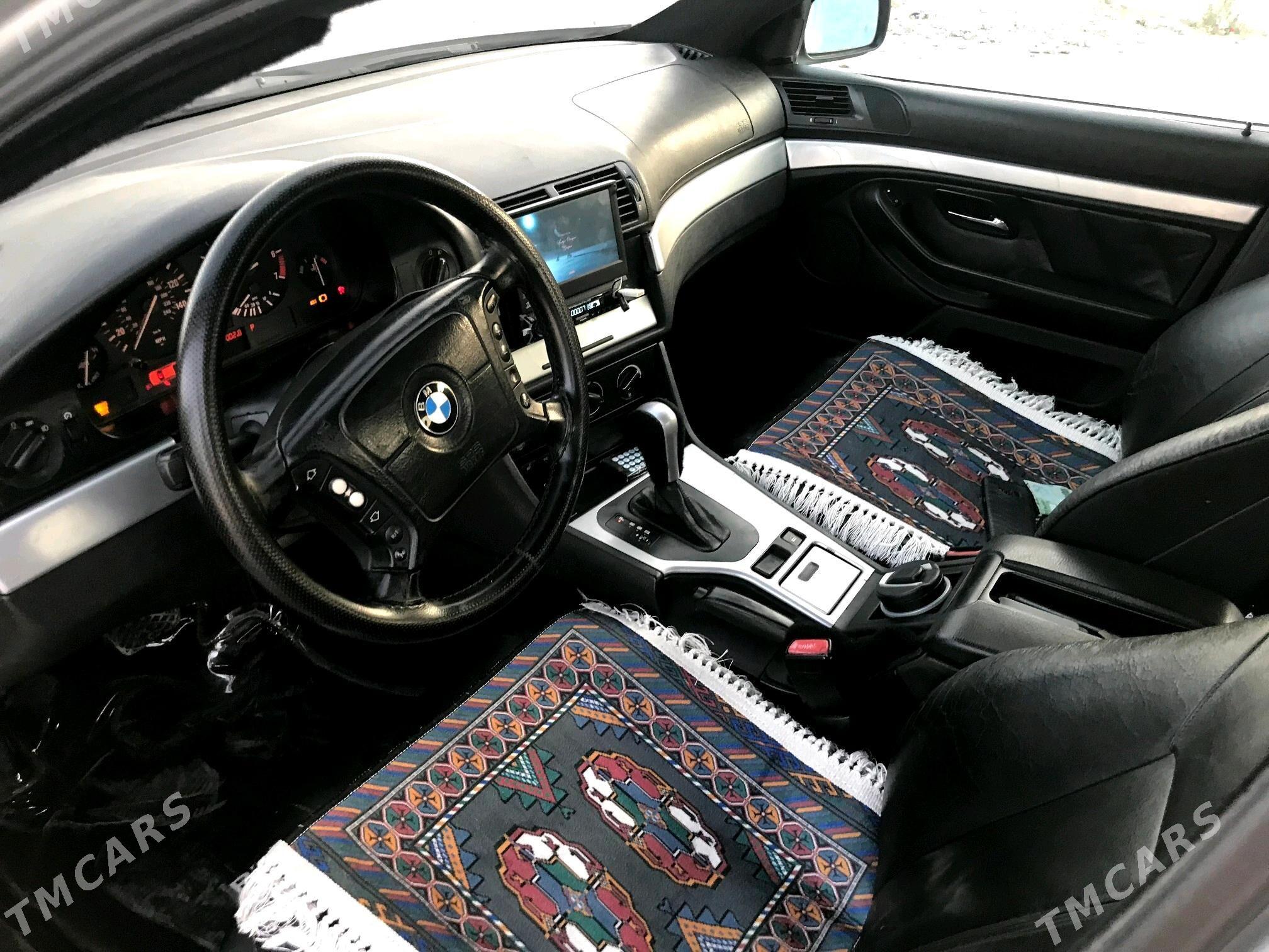 BMW E39 2001 - 135 000 TMT - Гарадамак Шор - img 5