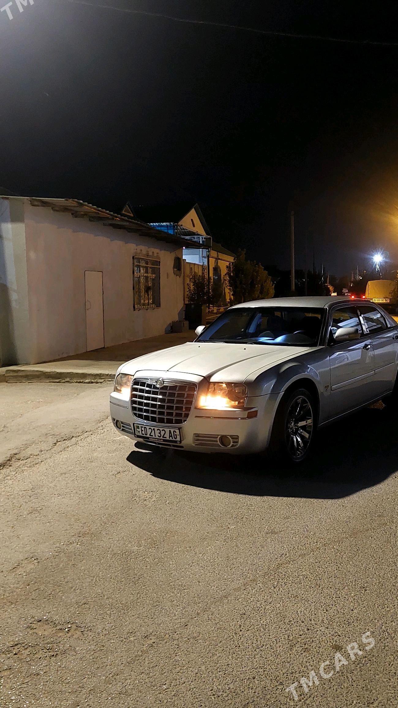 Chrysler 300C 2009 - 106 000 TMT - 4 mkr - img 4