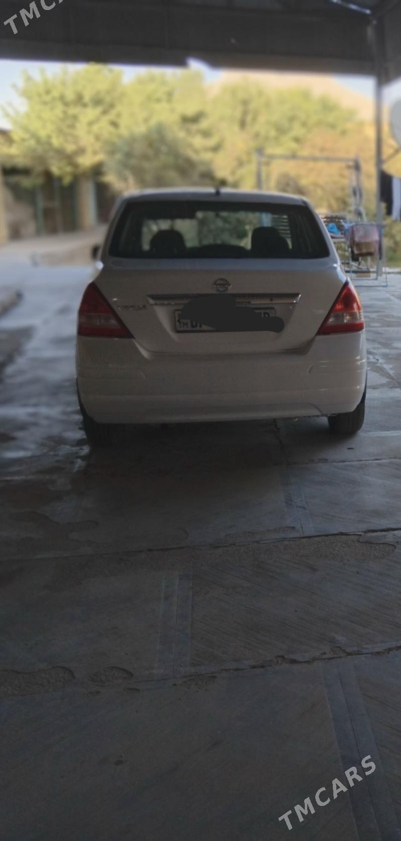 Nissan Versa 2010 - 105 000 TMT - Мары - img 2