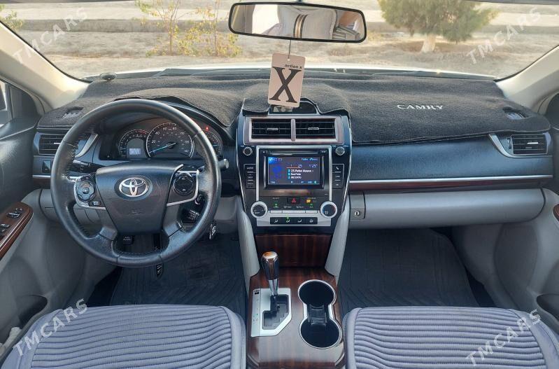 Toyota Camry 2012 - 230 000 TMT - Балканабат - img 7