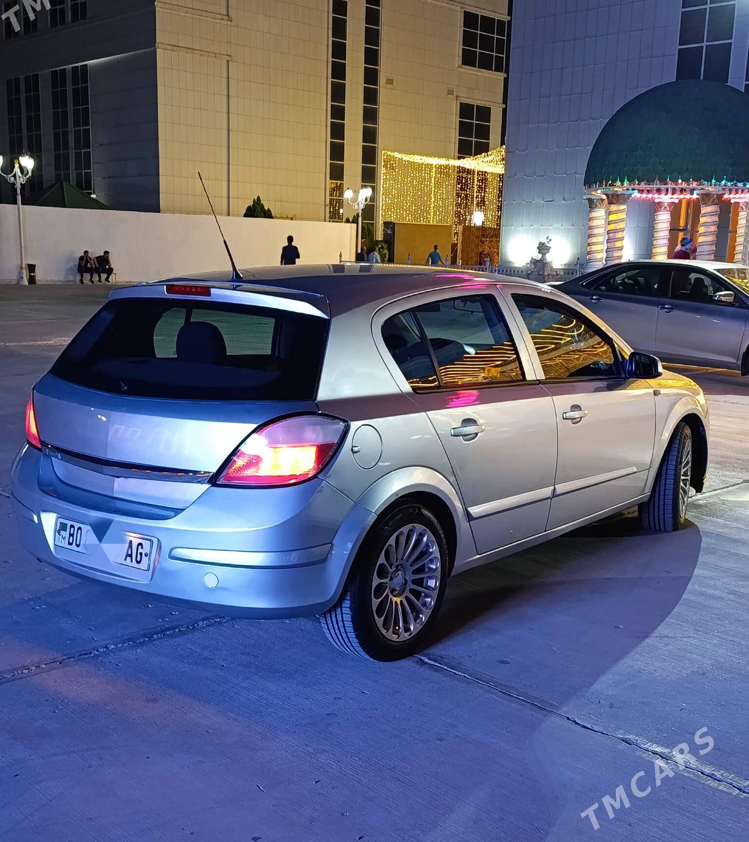 Opel Astra 2004 - 90 000 TMT - Garadamak - img 8