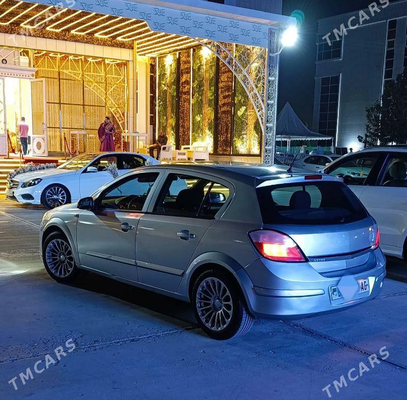 Opel Astra 2004 - 90 000 TMT - Garadamak - img 9
