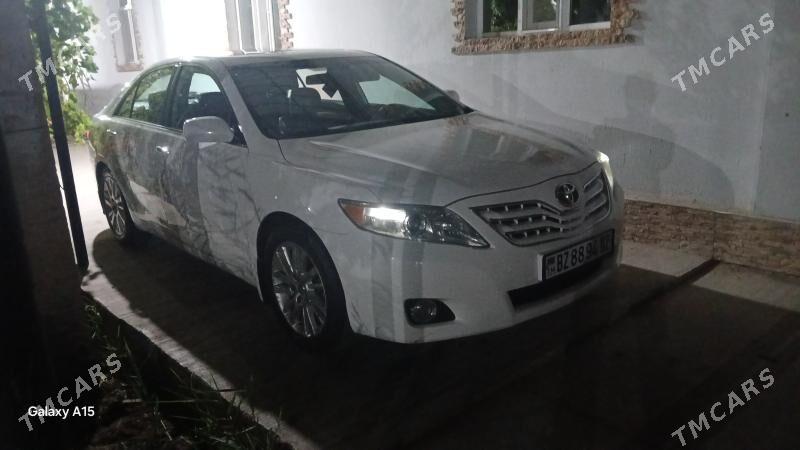 Toyota Camry 2010 - 187 000 TMT - Дашогуз - img 2