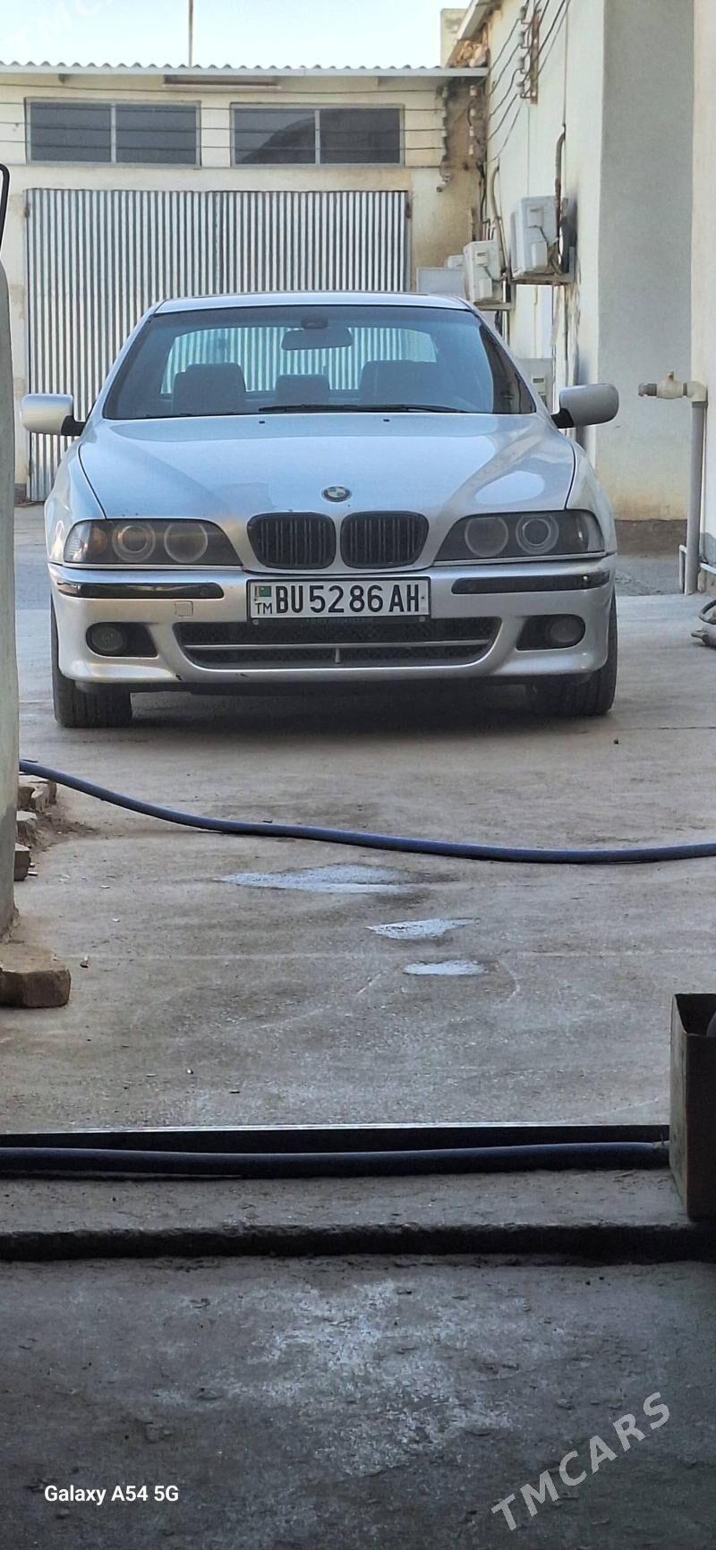 BMW E39 2001 - 160 000 TMT - Теджен - img 3
