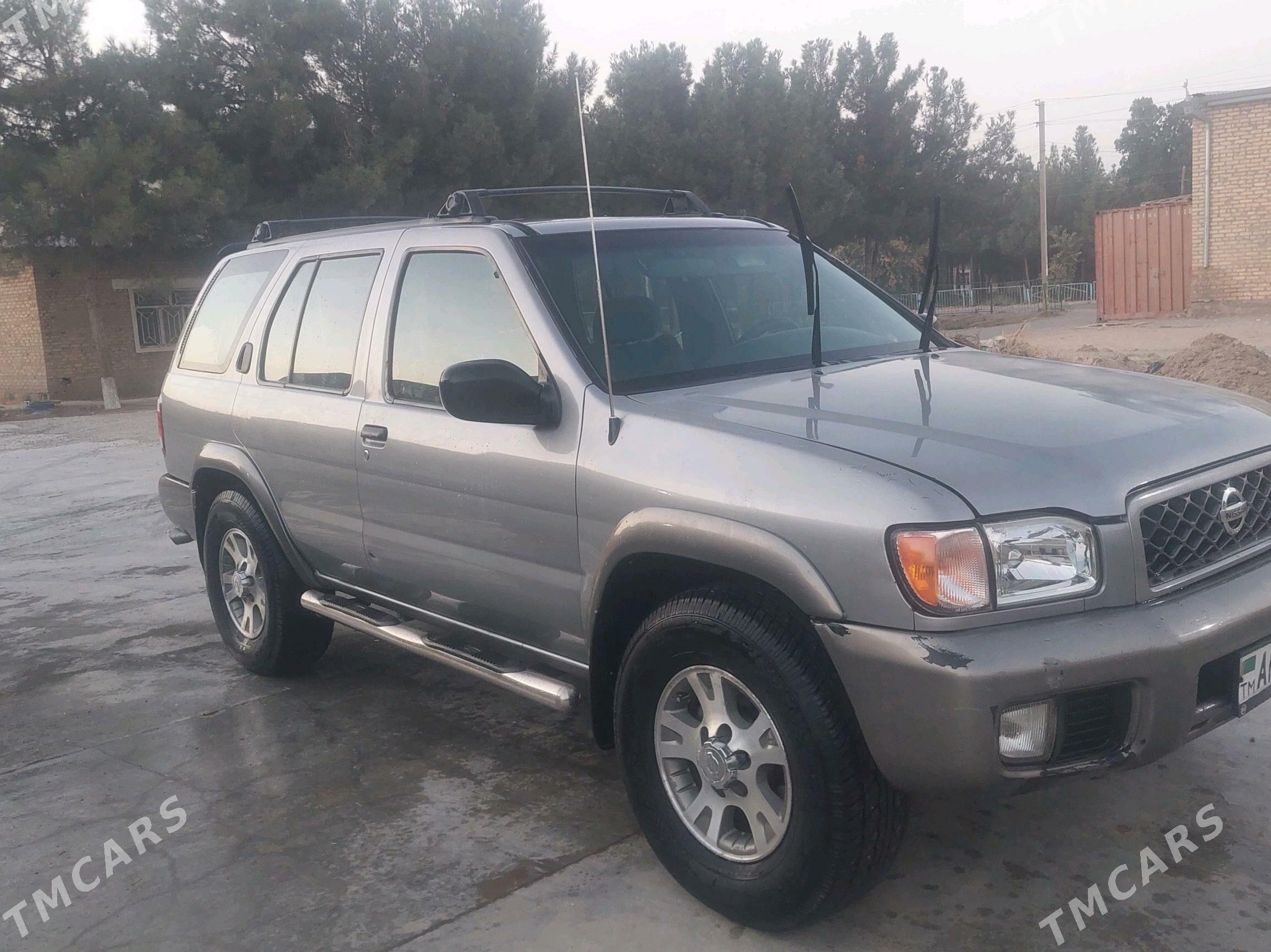 Nissan Pathfinder 2000 - 140 000 TMT - Мары - img 4