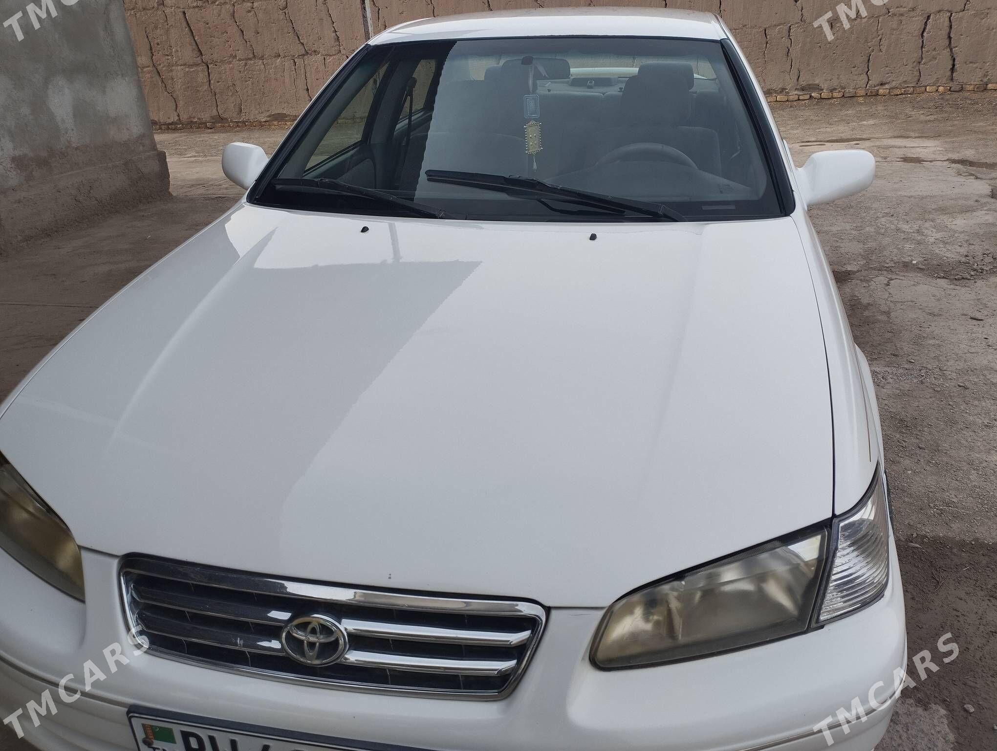 Toyota Camry 2000 - 180 000 TMT - Daşoguz - img 6