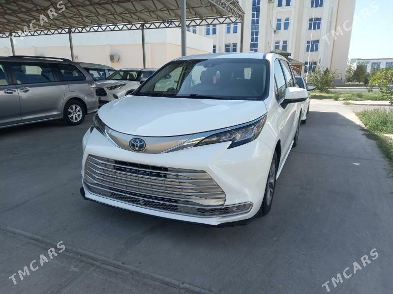 Toyota Sienna 2021 - 480 000 TMT - Туркменабат - img 7