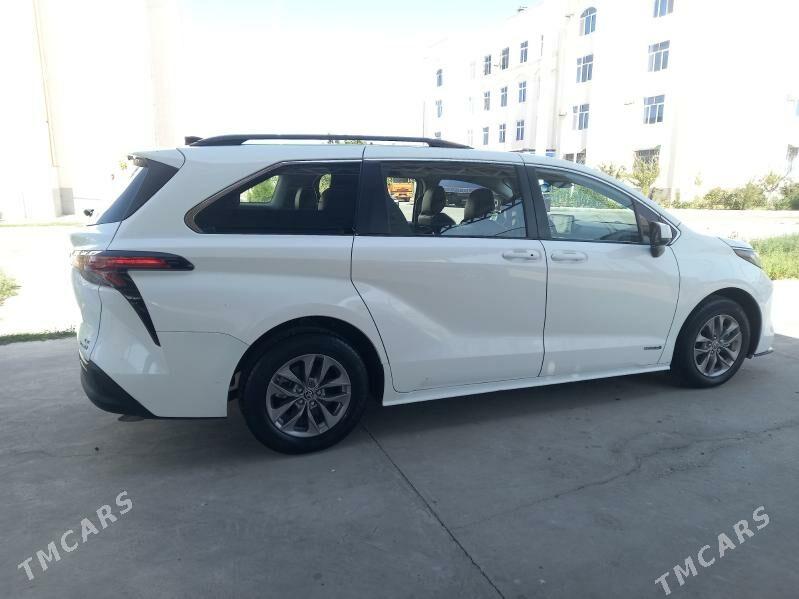 Toyota Sienna 2021 - 480 000 TMT - Туркменабат - img 4