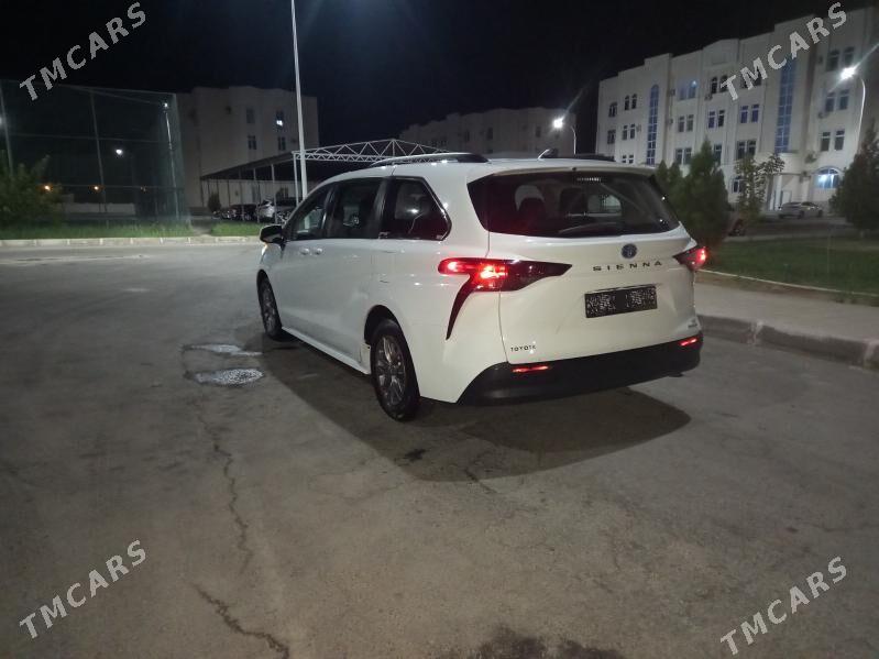 Toyota Sienna 2021 - 480 000 TMT - Туркменабат - img 5