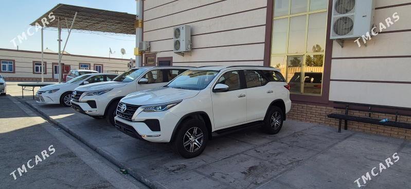 Toyota Fortuner 2021 - 590 000 TMT - Türkmenabat - img 2