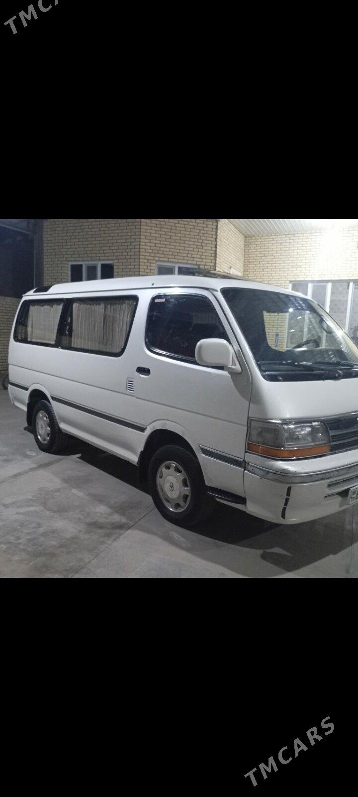 Toyota Hiace 1990 - 100 000 TMT - Mary - img 5