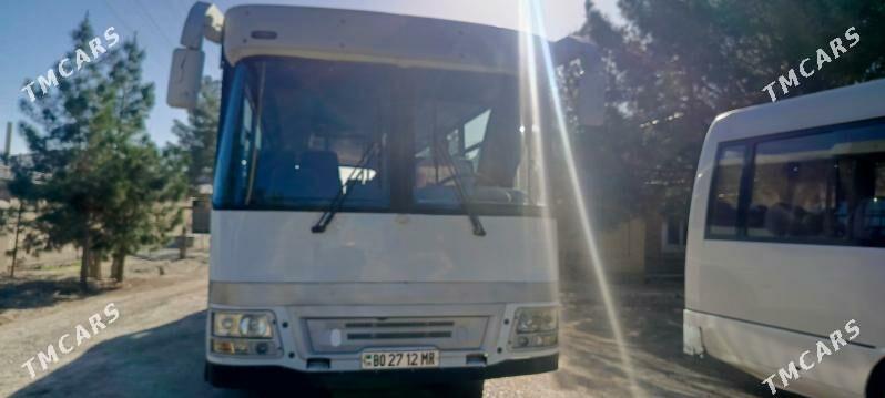 Mitsubishi Rosa 2000 - 280 000 TMT - Мары - img 6