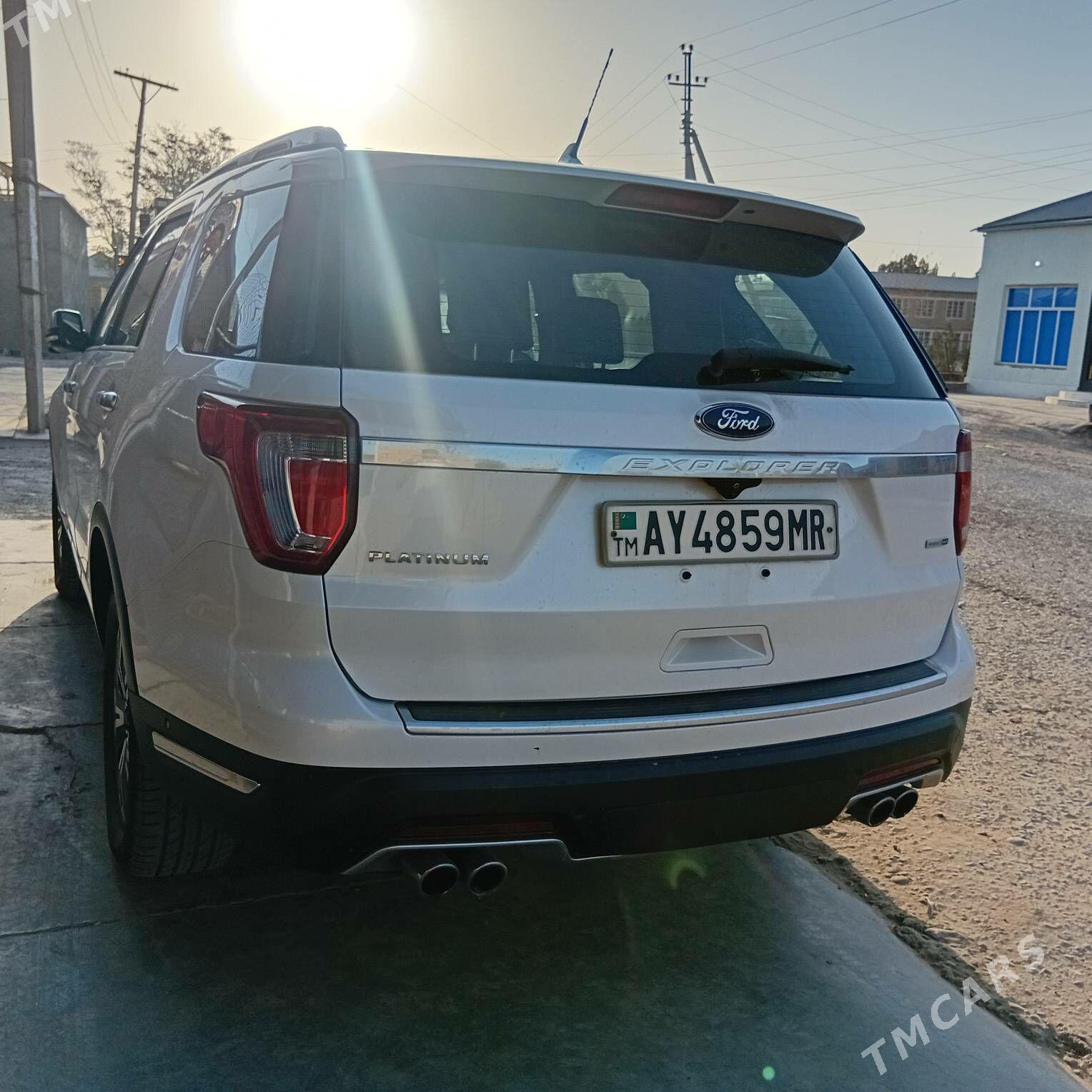 Ford Explorer 2018 - 450 000 TMT - Tagtabazar - img 8