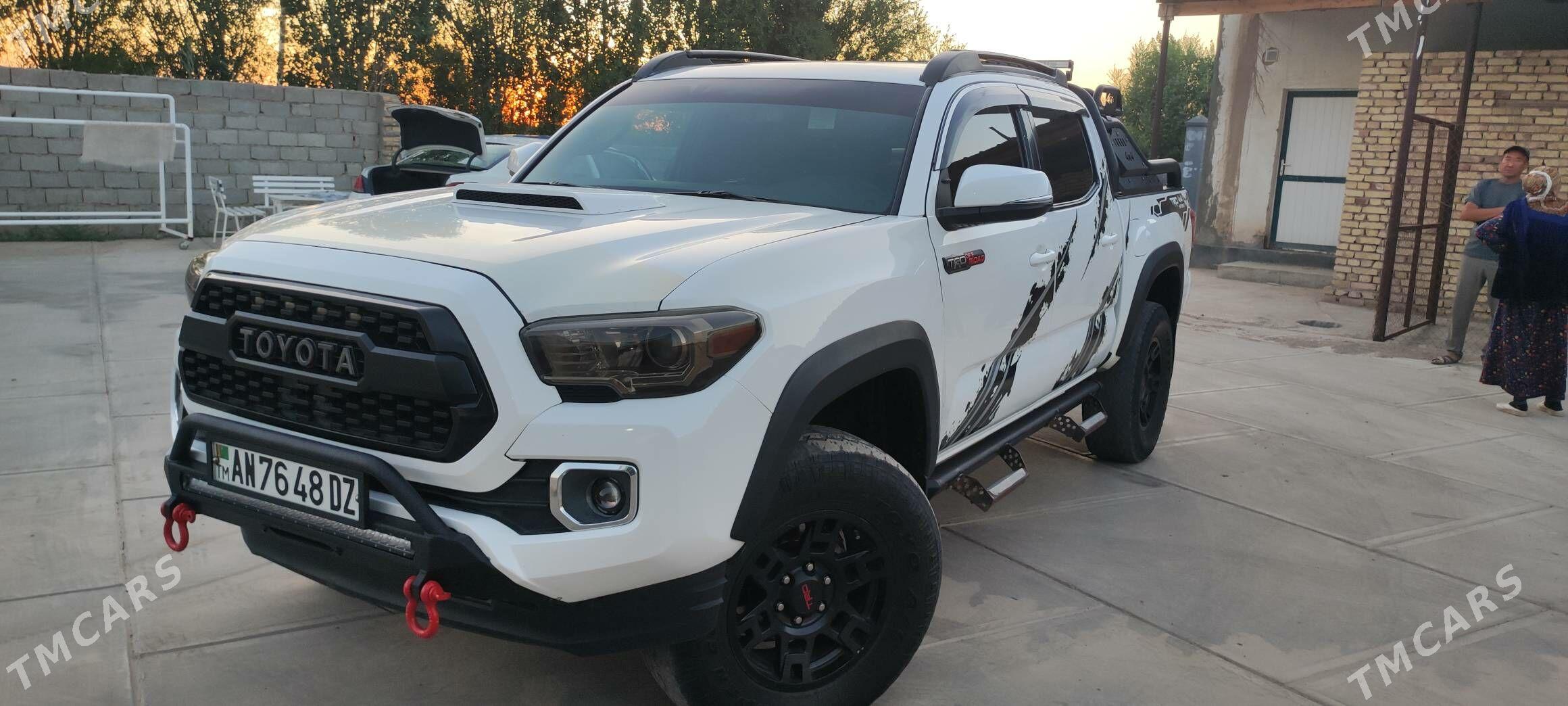 Toyota Tacoma 2016 - 500 000 TMT - Гороглы (Тагта) - img 8
