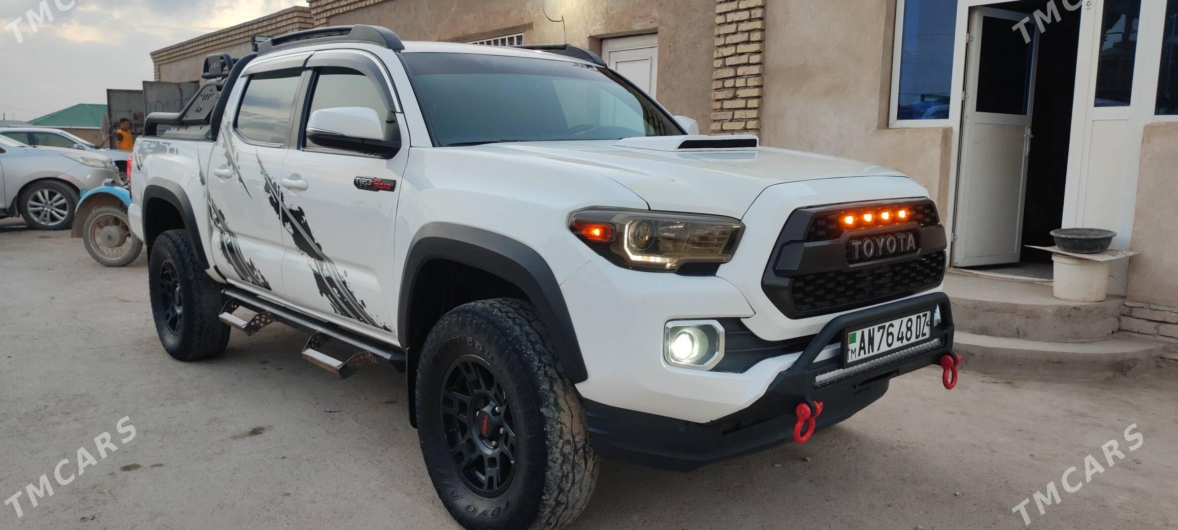 Toyota Tacoma 2016 - 500 000 TMT - Гороглы (Тагта) - img 4