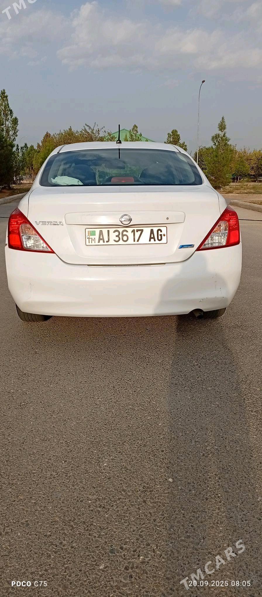 Nissan Versa 2013 - 116 000 TMT - Ашхабад - img 4