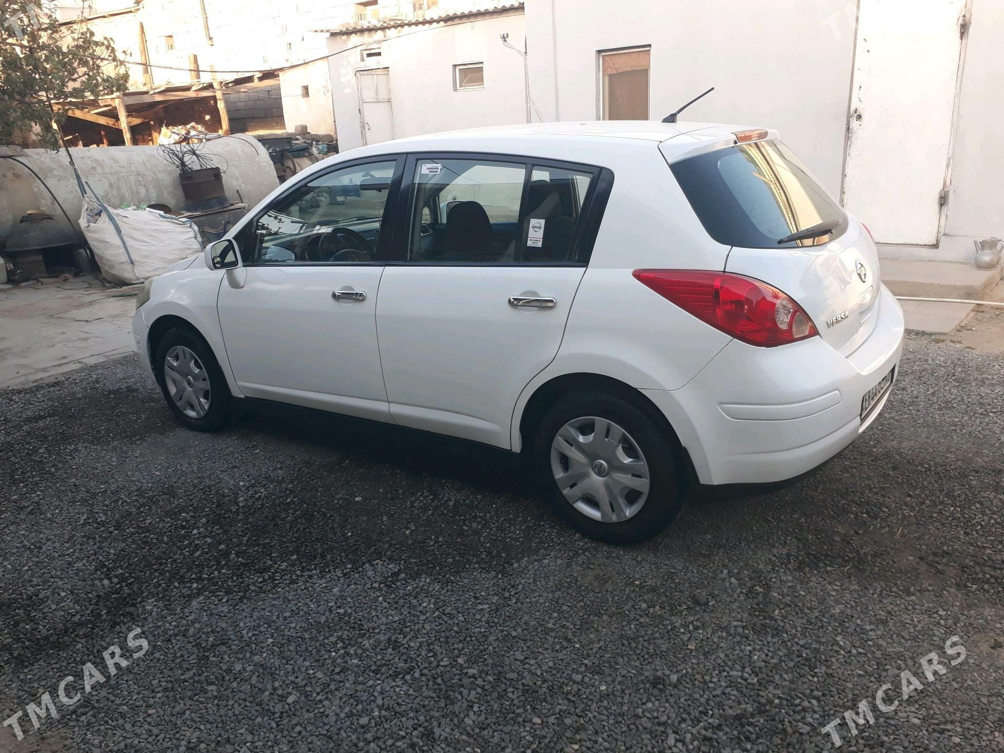 Nissan Versa 2011 - 132 000 TMT - Ашхабад - img 8