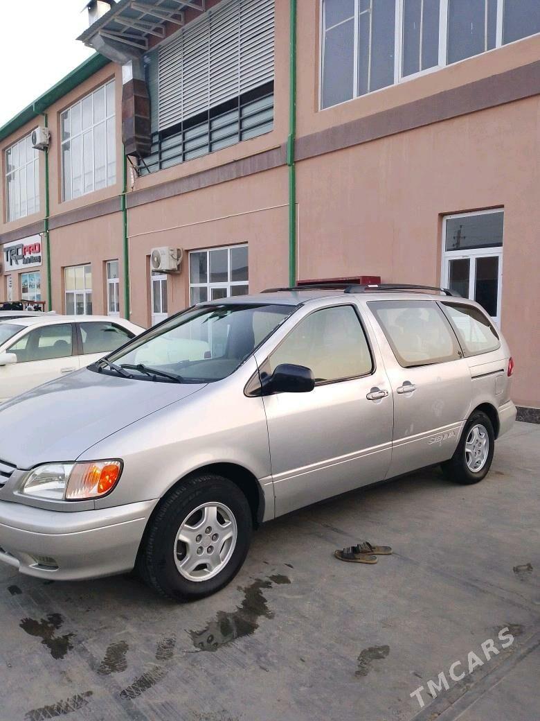 Toyota Sienna 2002 - 161 000 TMT - Мары - img 2