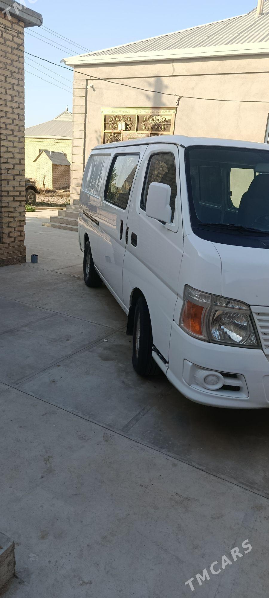Nissan Urvan 2008 - 145 000 TMT - Mary - img 7