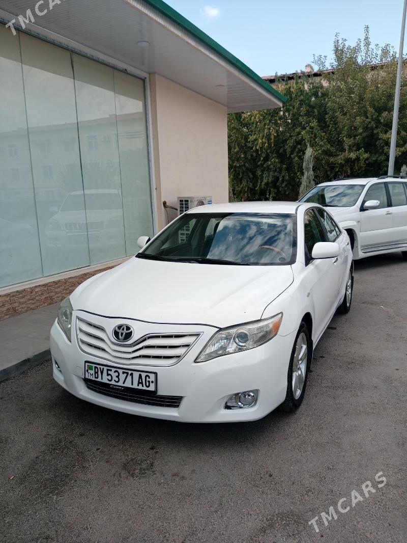 Toyota Camry 2010 - 150 000 TMT - 6 mkr - img 1