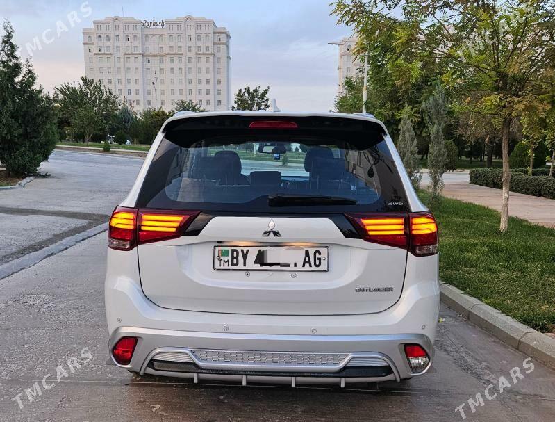 Mitsubishi Outlander 2022 - 347 000 TMT - Olimpiýa şäherçesi - img 8