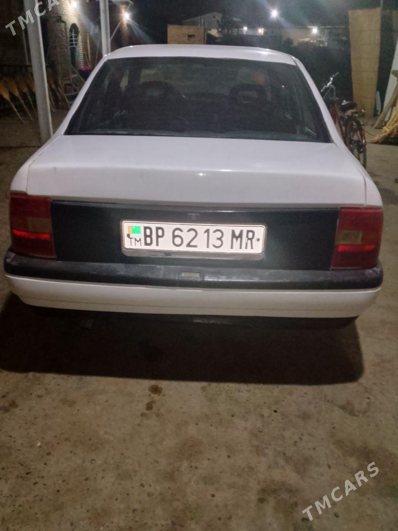Opel Vectra 1991 - 28 000 TMT - Сакарчага - img 3